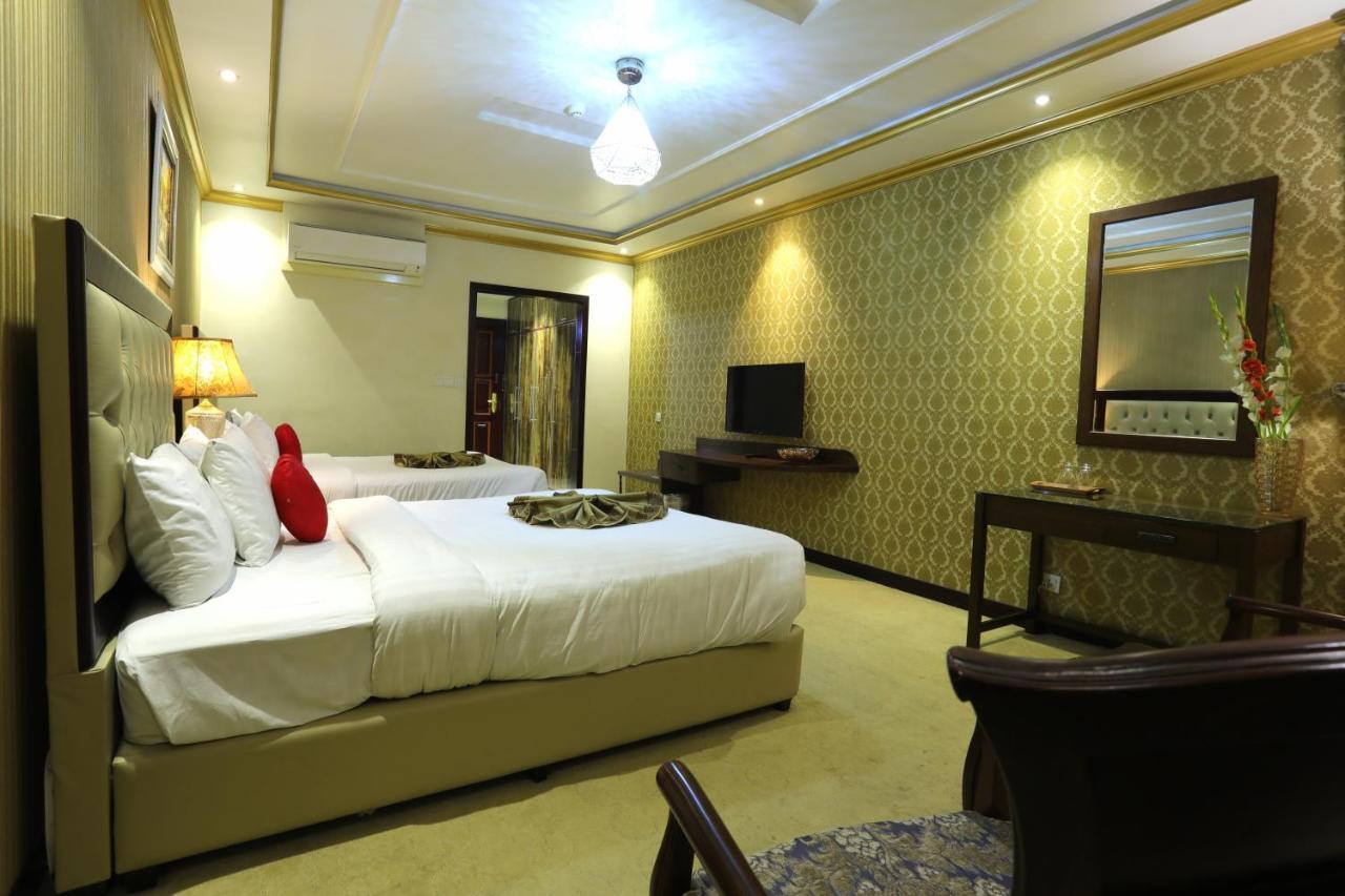 Rachna Hotel Gujranwala Eksteriør billede